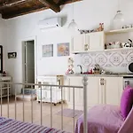 La Piazzetta Daire